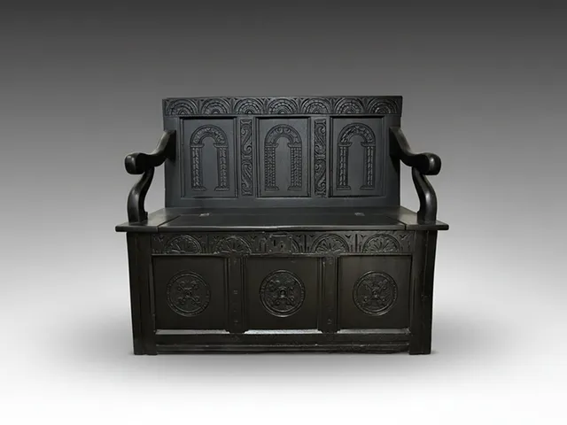 The Blackwell Arcade | Carved Oak Hall Settle with Storage