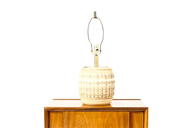 #2223 — Mid Century Vintage Table Lamp — Bob Kinzie for Affiliated Craftsmen — Textured Surface — Raw Stoneware