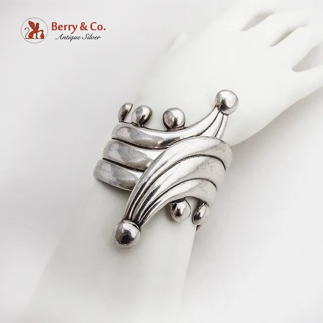 Ornate Banded Cuff Bracelet Spring Loaded Sterling Silver Mexico