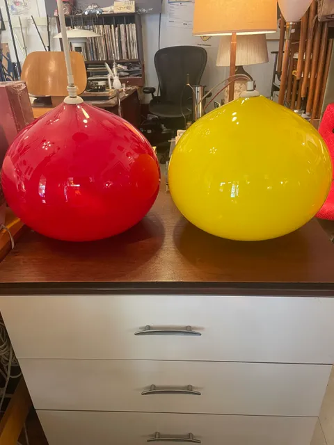 3 Italian glass pendants