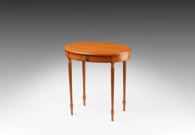 The Fluted Oval | Vintage Louis XVI Style Side Table
